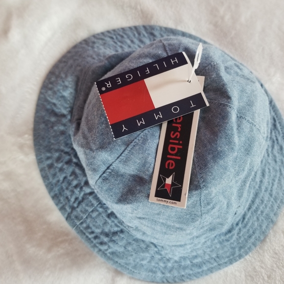 TOMMY HILFIGER - Picture 4 of 8